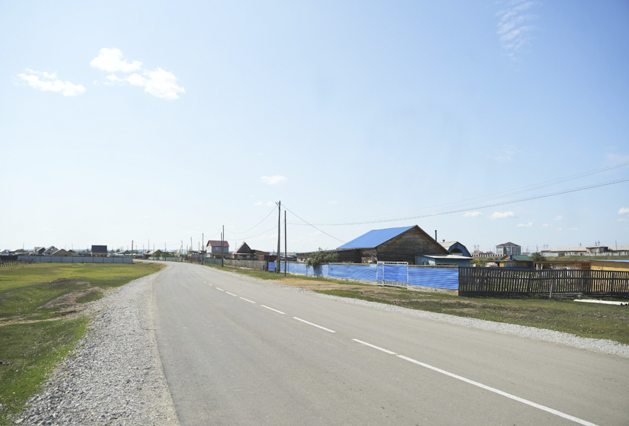 Республика Саха (Якутия): в селе Сырдах заасфальтировали улицу Кымньылахскую