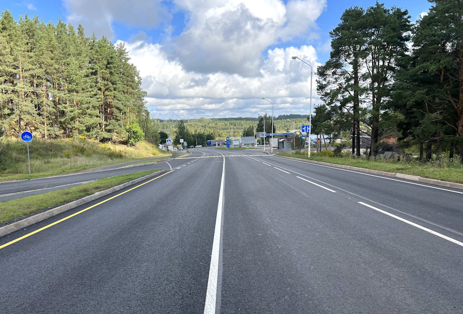 Псковская область: завершен ремонт дорог, ведущих к Псково-Печерскому монастырю