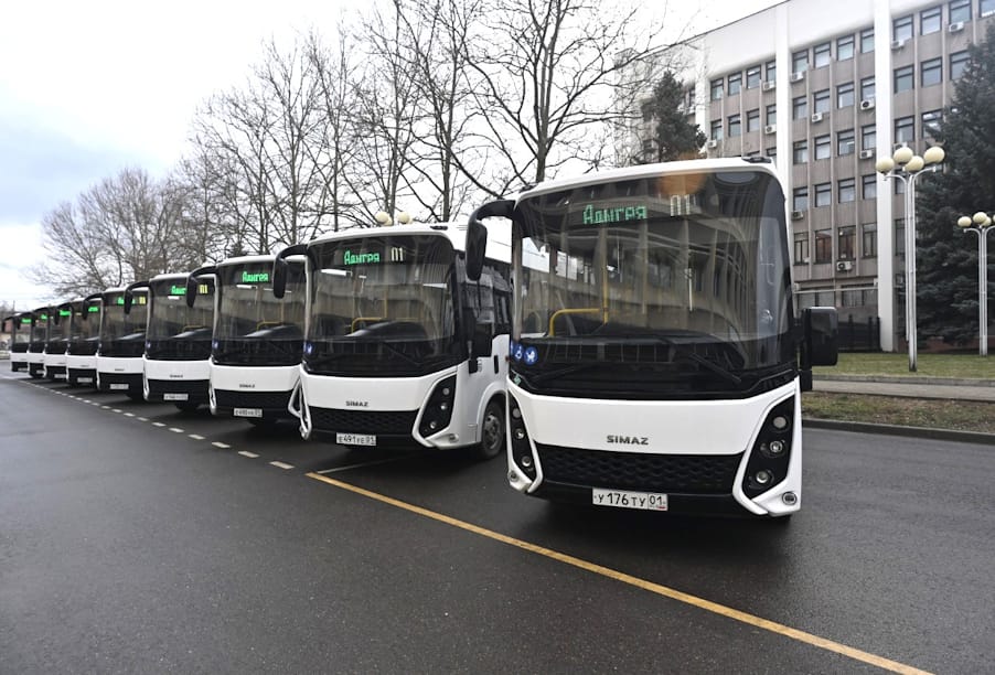 Республика Адыгея: 20 новых автобусов вышли на линию в Майкопе