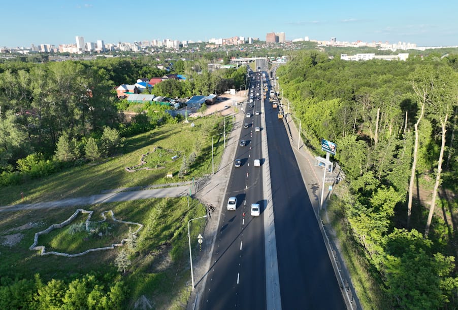 Республике Башкортостан: ремонт участка Демского шоссе в Уфе ― на завершающей стадии