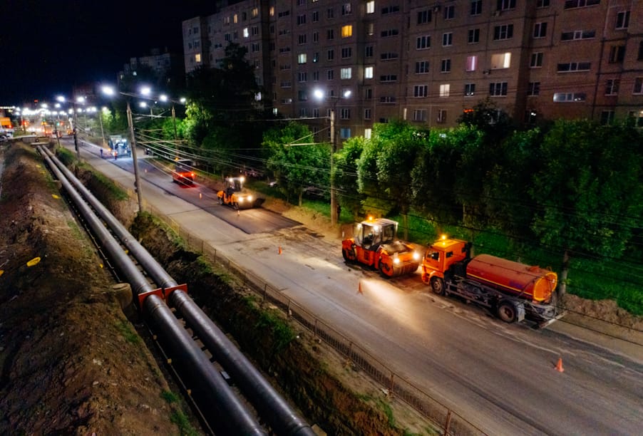 В Чебоксарах благодаря нацпроекту капитально ремонтируют участок улицы Ленинского комсомола